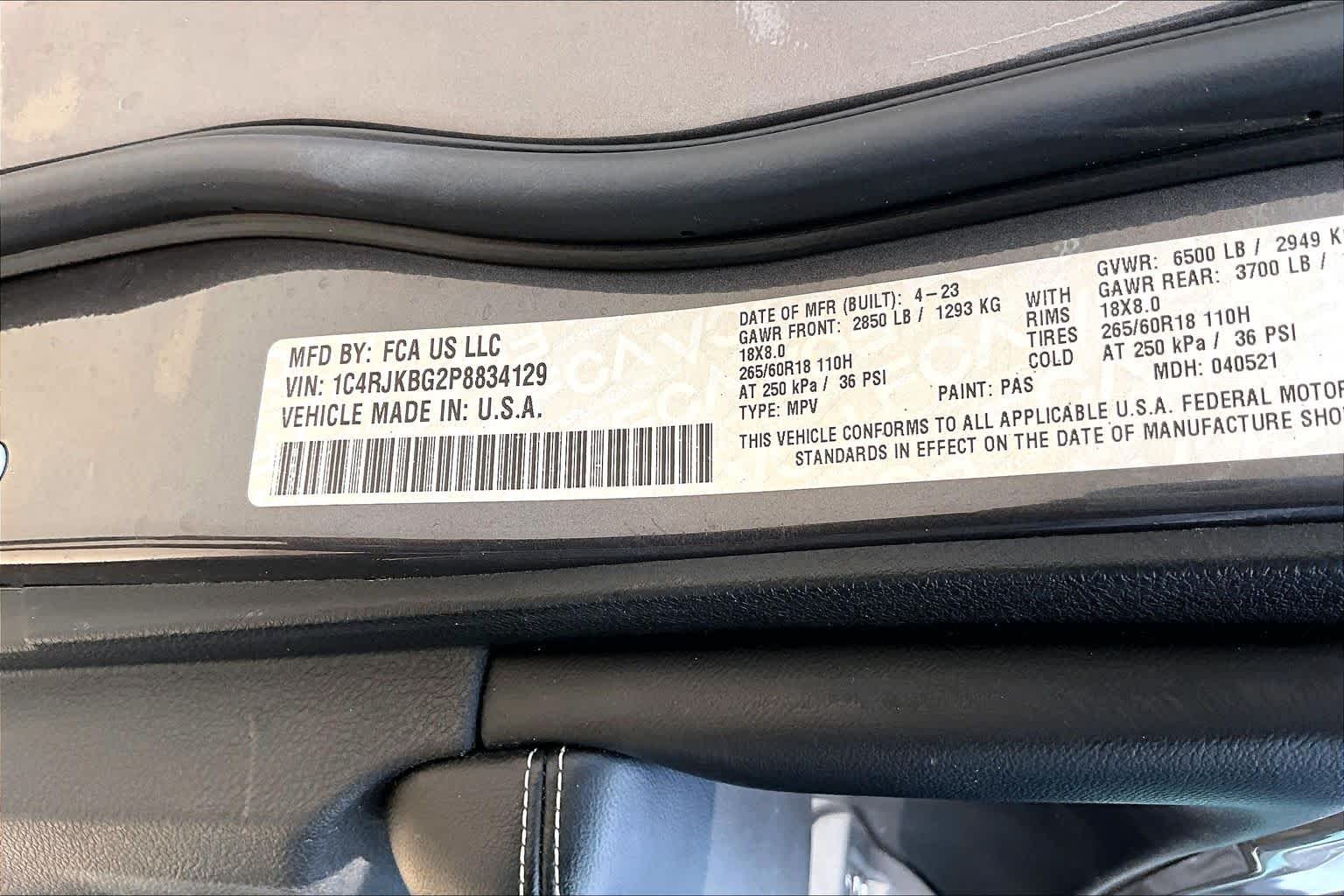 2023 Jeep Grand Cherokee L Limited Baltic Gray Metallic Clearcoat at Mac Haik CDJR North Houston