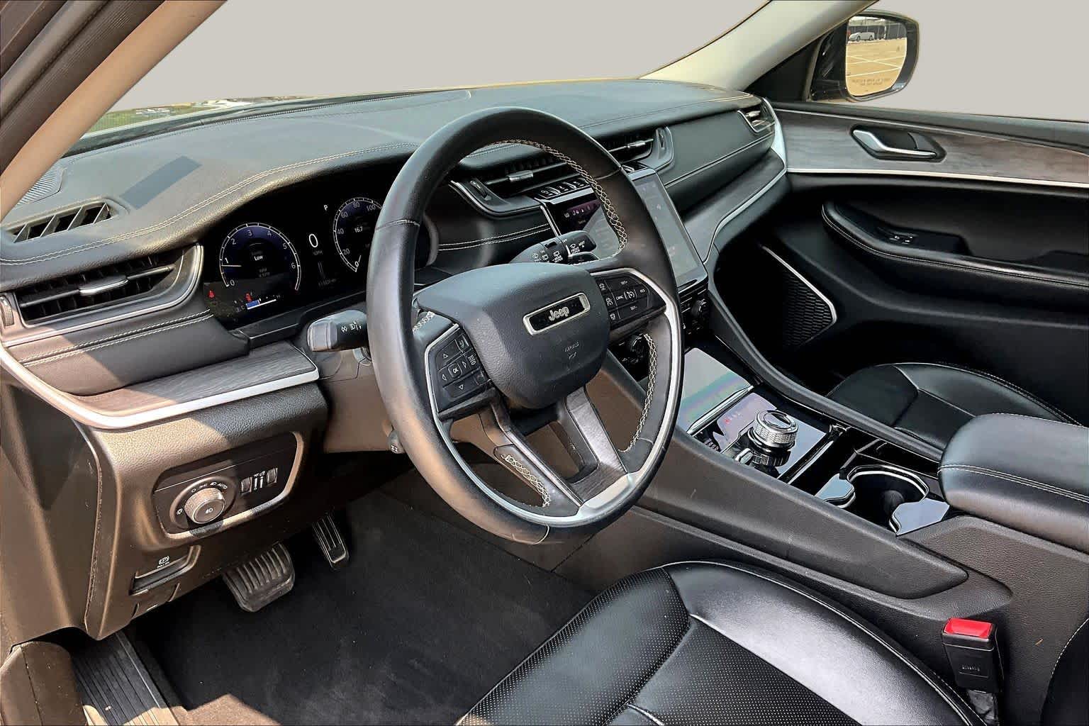 2023 Jeep Grand Cherokee L Limited Baltic Gray Metallic Clearcoat at Mac Haik CDJR North Houston