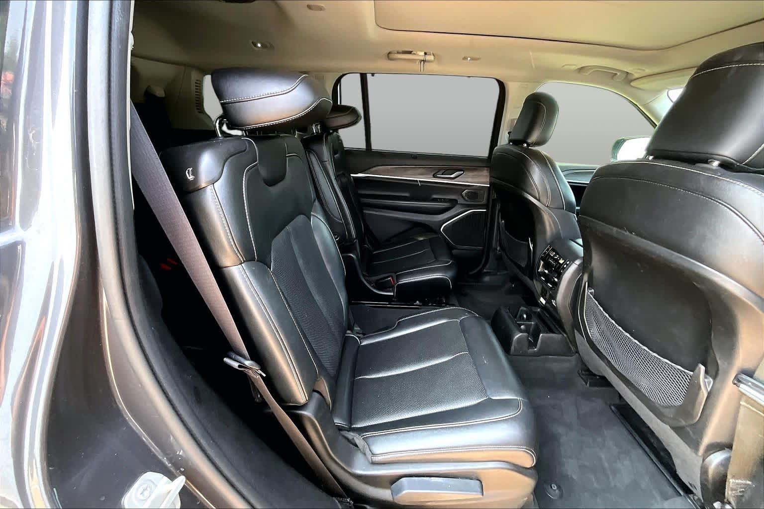 2023 Jeep Grand Cherokee L Limited Baltic Gray Metallic Clearcoat at Mac Haik CDJR North Houston