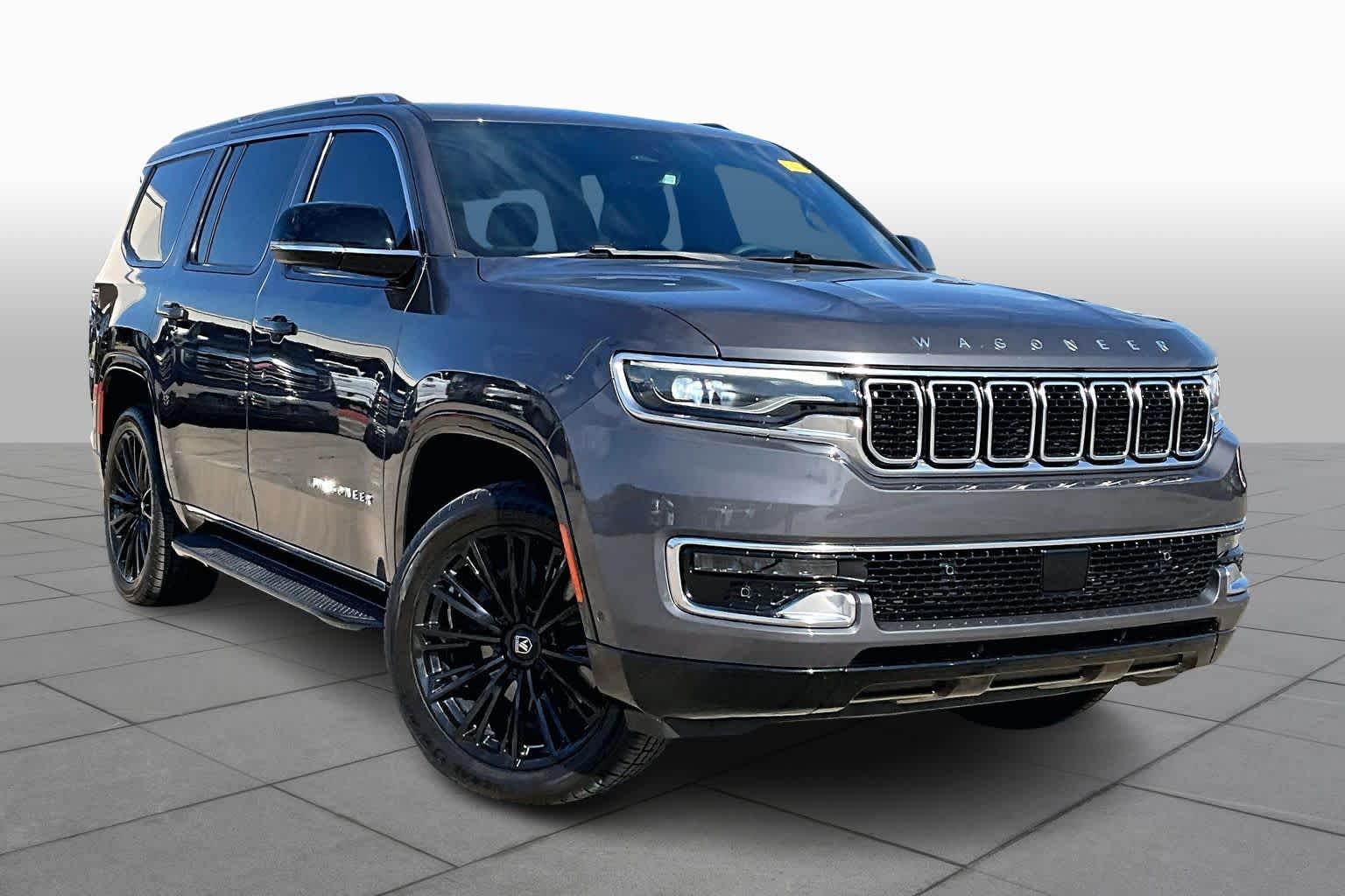 2023 Jeep Wagoneer - 2