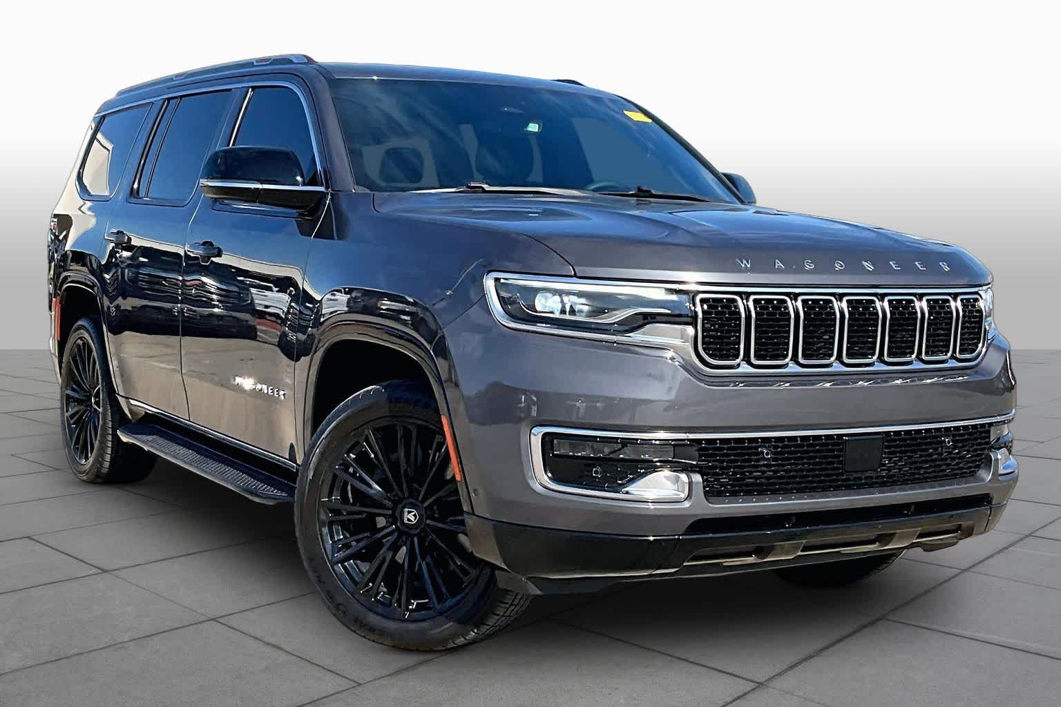 2023 Jeep Wagoneer - 4