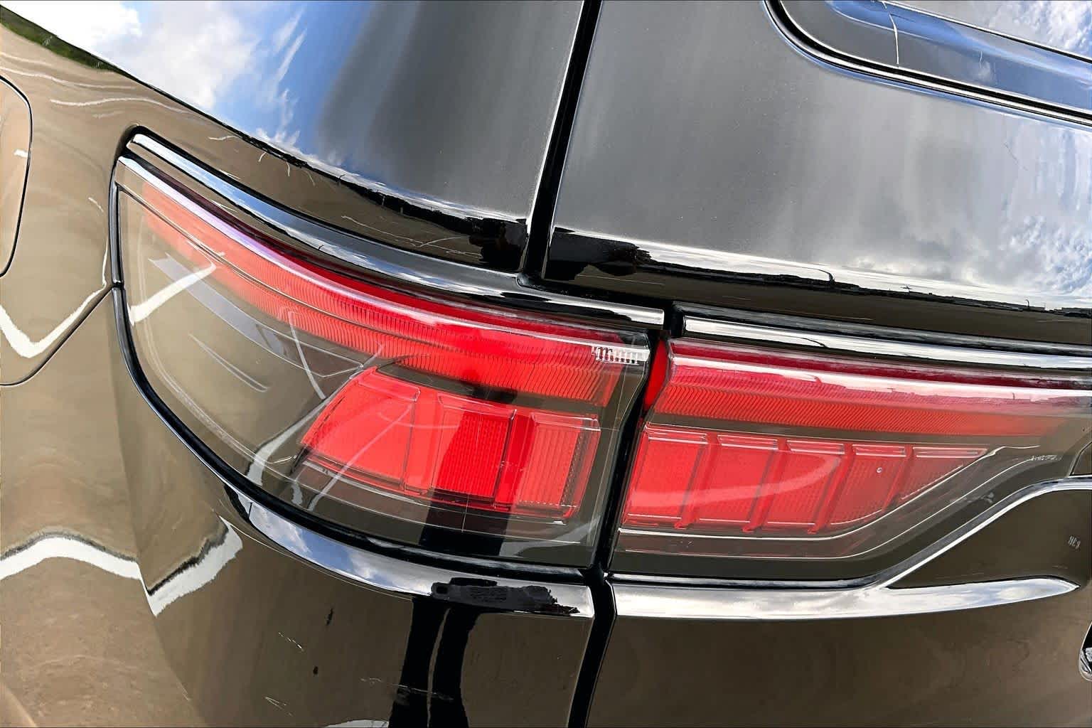 2023 Jeep Wagoneer Series II Carbide Diamond Black Crystal Pearlcoat at HGreg Houston