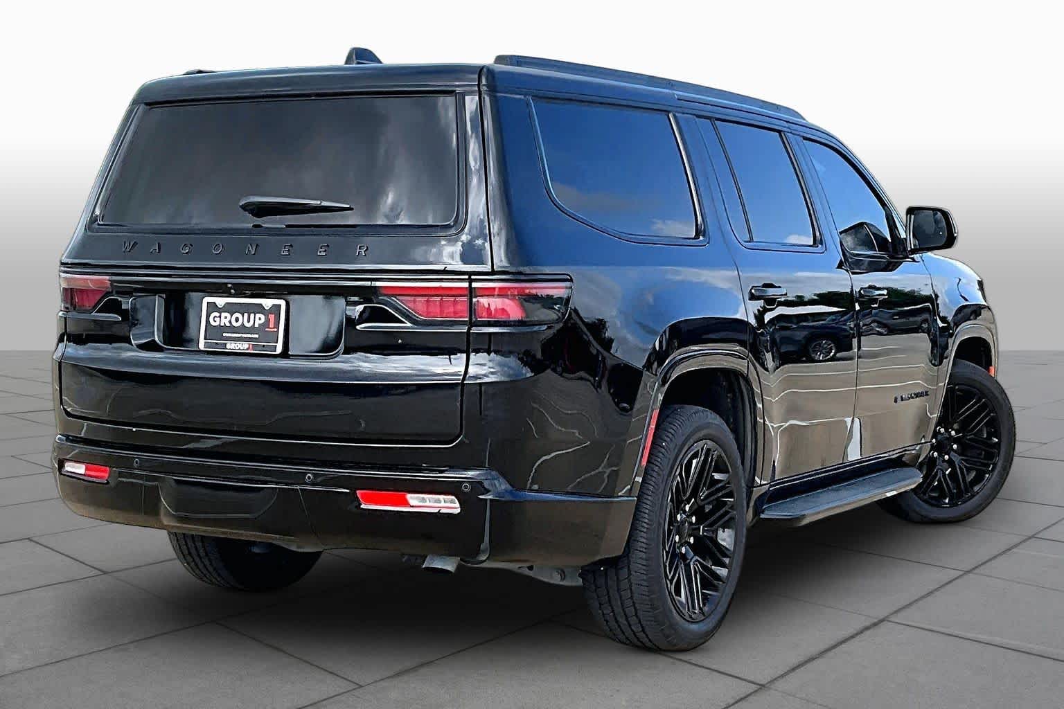 2023 Jeep Wagoneer Series II Carbide Diamond Black Crystal Pearlcoat at HGreg Houston