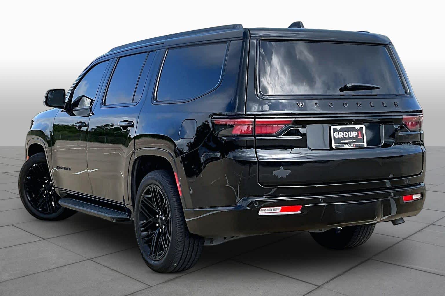 2023 Jeep Wagoneer Series II Carbide Diamond Black Crystal Pearlcoat at HGreg Houston