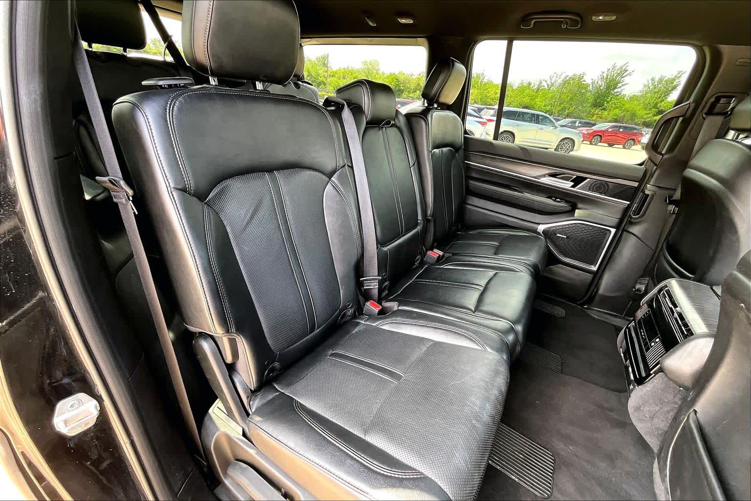 2023 Jeep Wagoneer Series II Diamond Black Crystal Pearlcoat at Group 1 Toyota Southwest