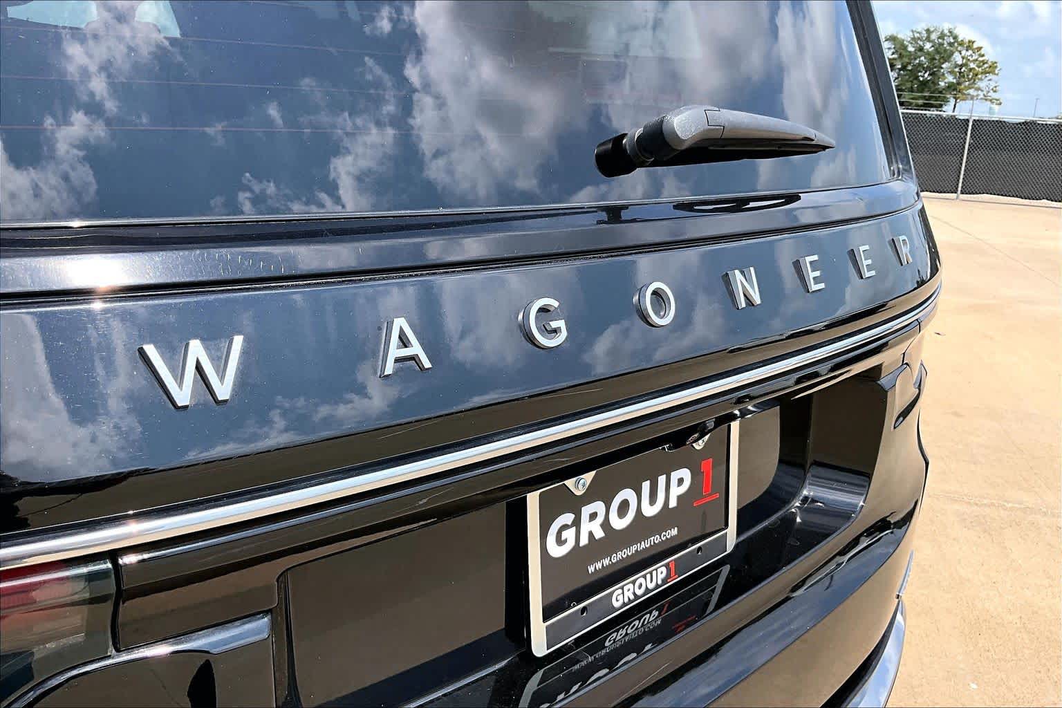 2023 Jeep Wagoneer Series II Diamond Black Crystal Pearlcoat at Group 1 Toyota Southwest