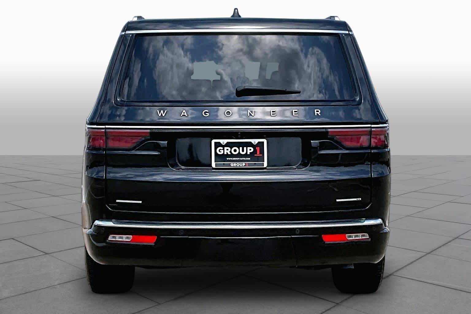 2023 Jeep Wagoneer Series II Diamond Black Crystal Pearlcoat at Group 1 Toyota Southwest