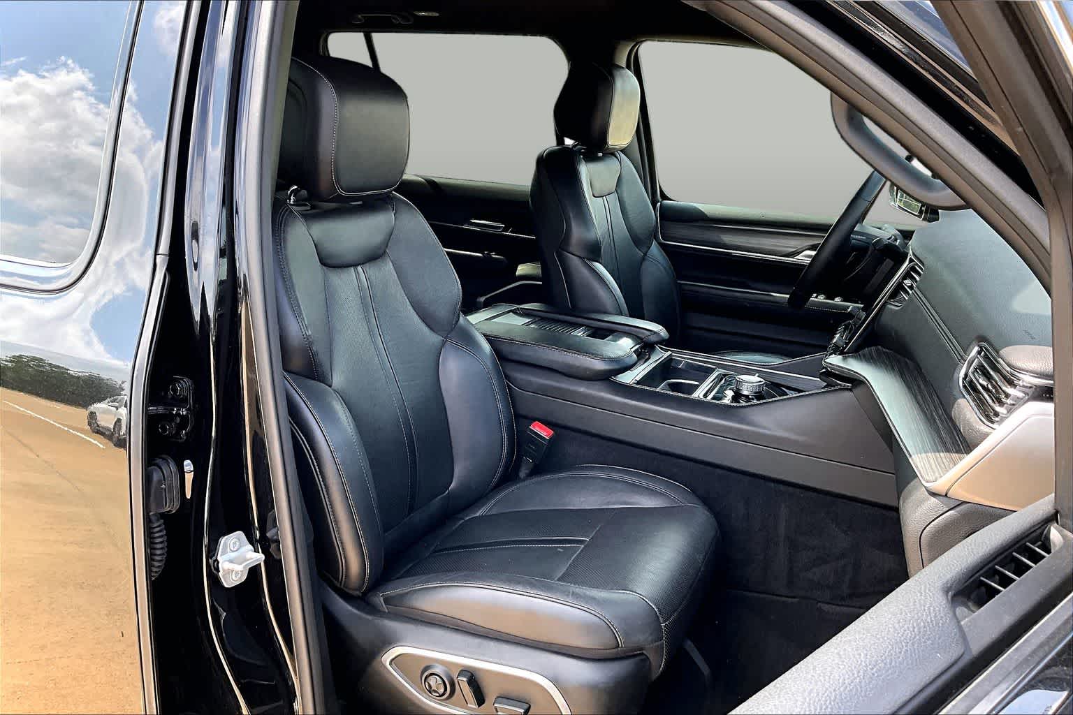 2023 Jeep Wagoneer Series II - 8