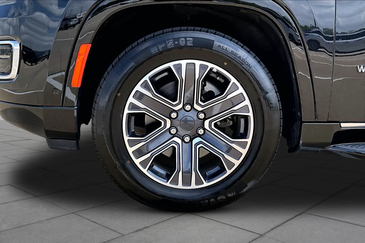 2023 Jeep Wagoneer Series II - 10
