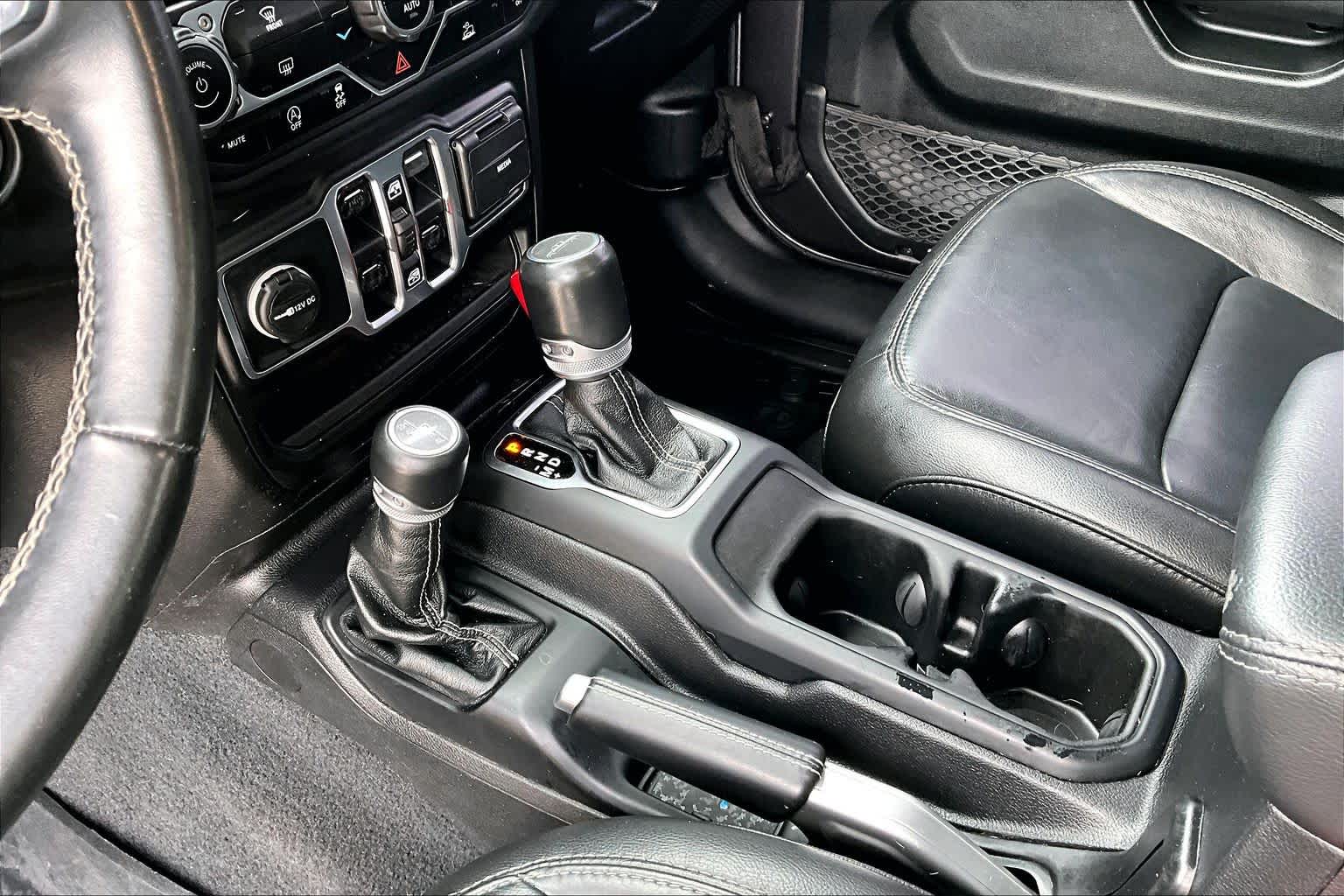 2021 Jeep Gladiator Overland Granite Crystal Metallic Clearcoat at Honda of Clear Lake