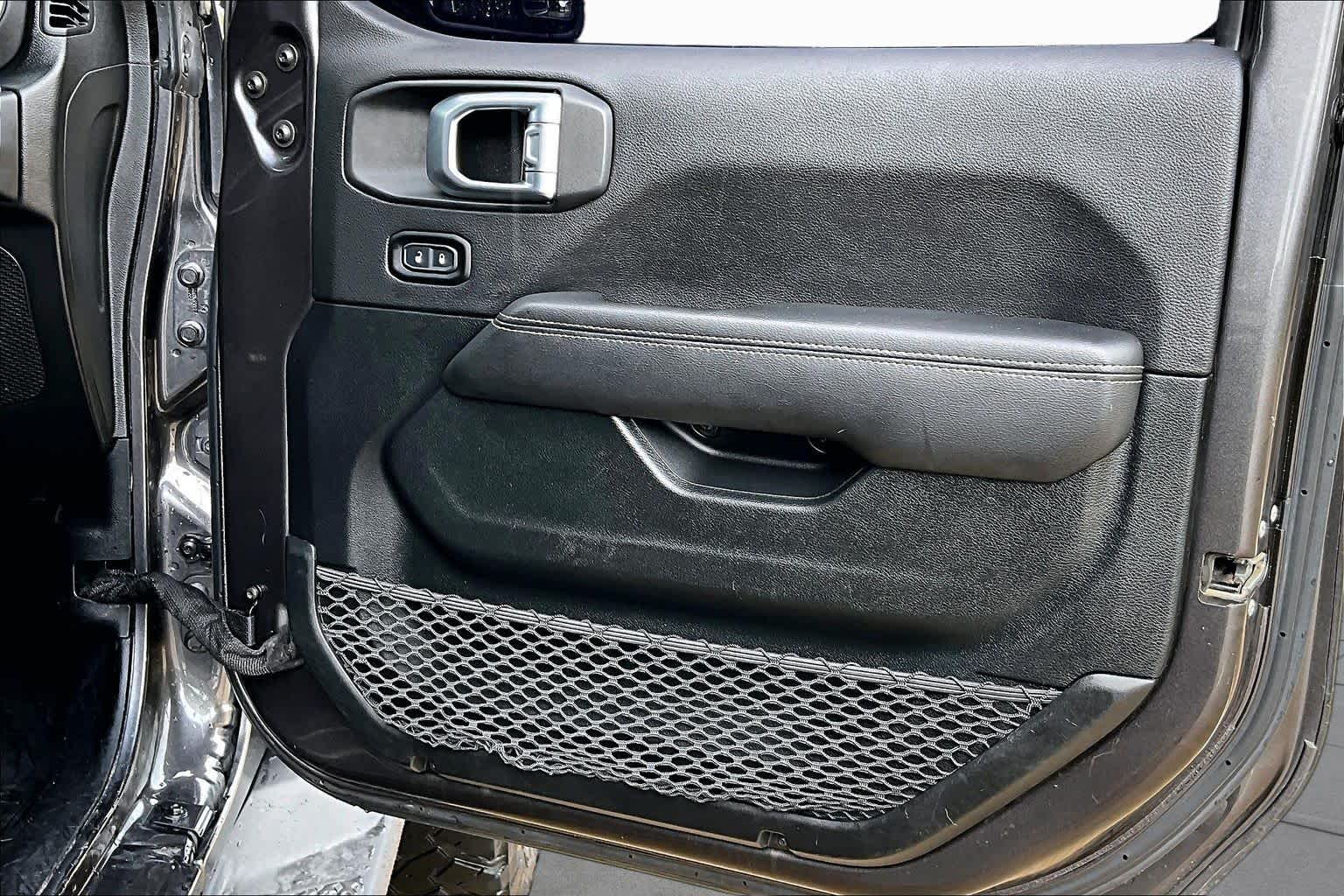 2021 Jeep Gladiator Overland Granite Crystal Metallic Clearcoat at Honda of Clear Lake