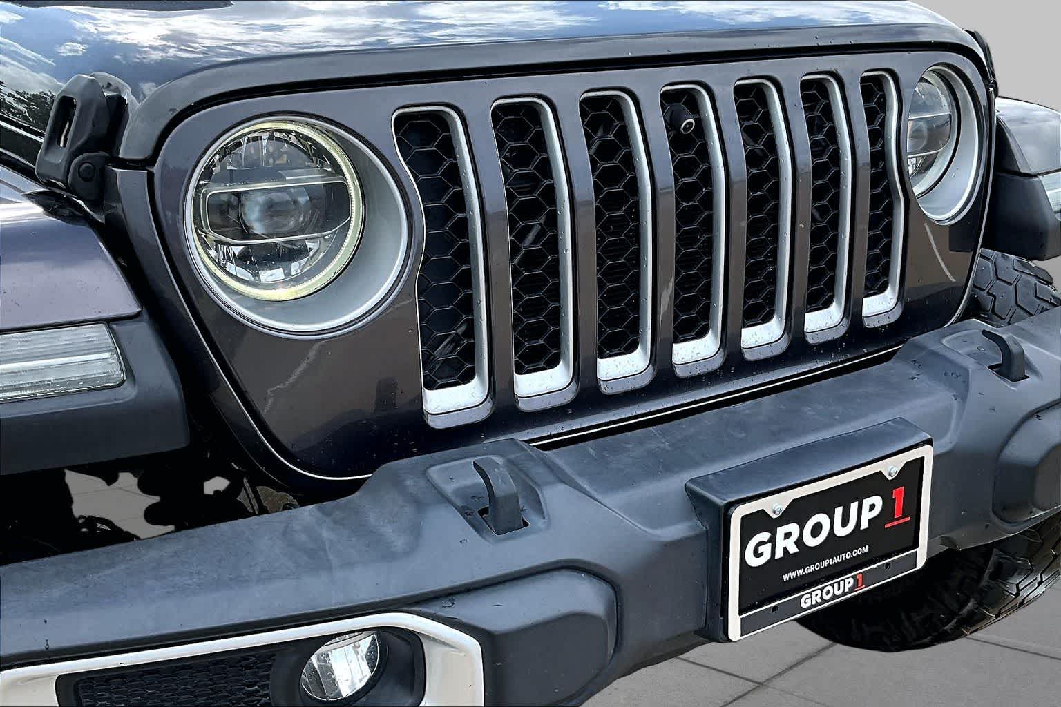 2021 Jeep Gladiator Overland Granite Crystal Metallic Clearcoat at Friendly Ford Crosby
