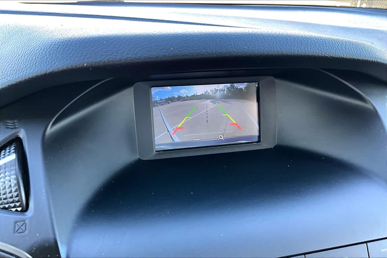 2018 Ford Focus photo 26 of 36