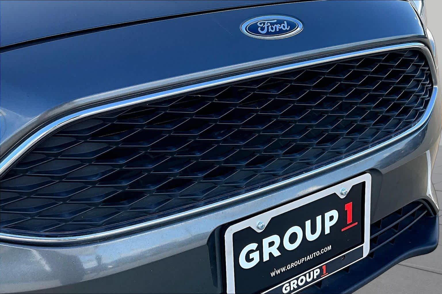 2018 Ford Focus photo 29 of 36