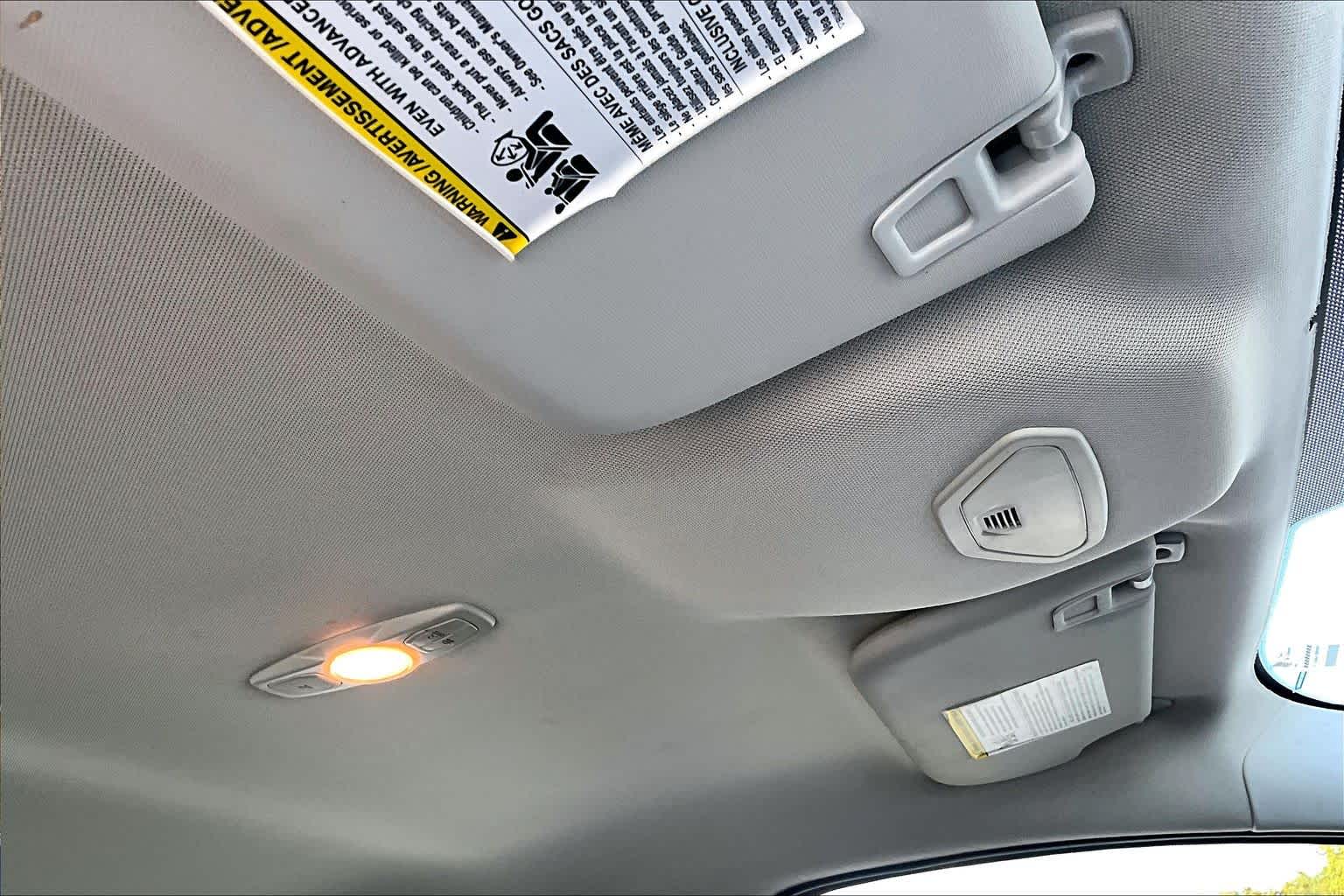 2018 Ford Focus photo 14 of 36