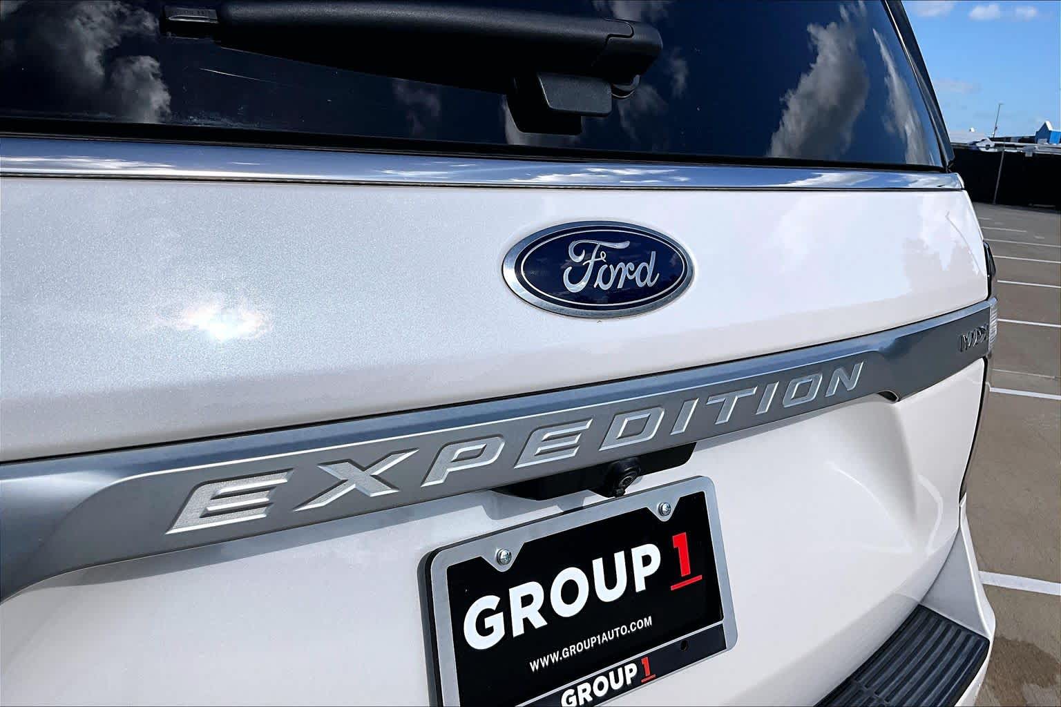 2019 Ford Expedition Max Platinum White Platinum Metallic Tri-Coat at Sterling McCall Nissan