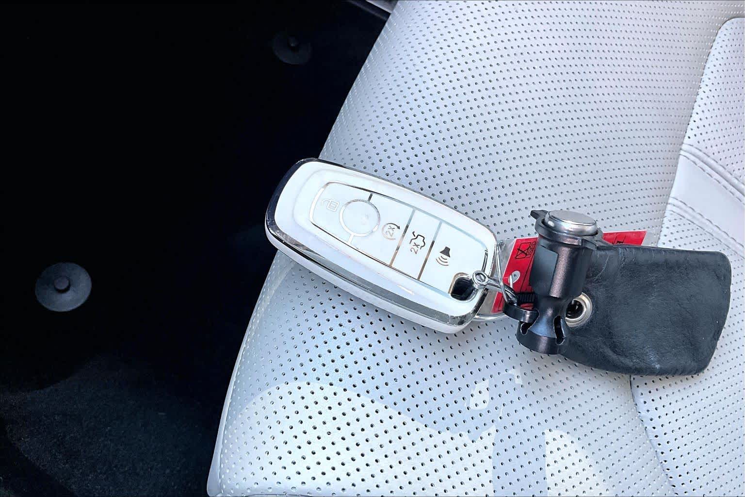 2019 Ford Expedition Max Platinum White Platinum Metallic Tri-Coat at Sterling McCall Nissan