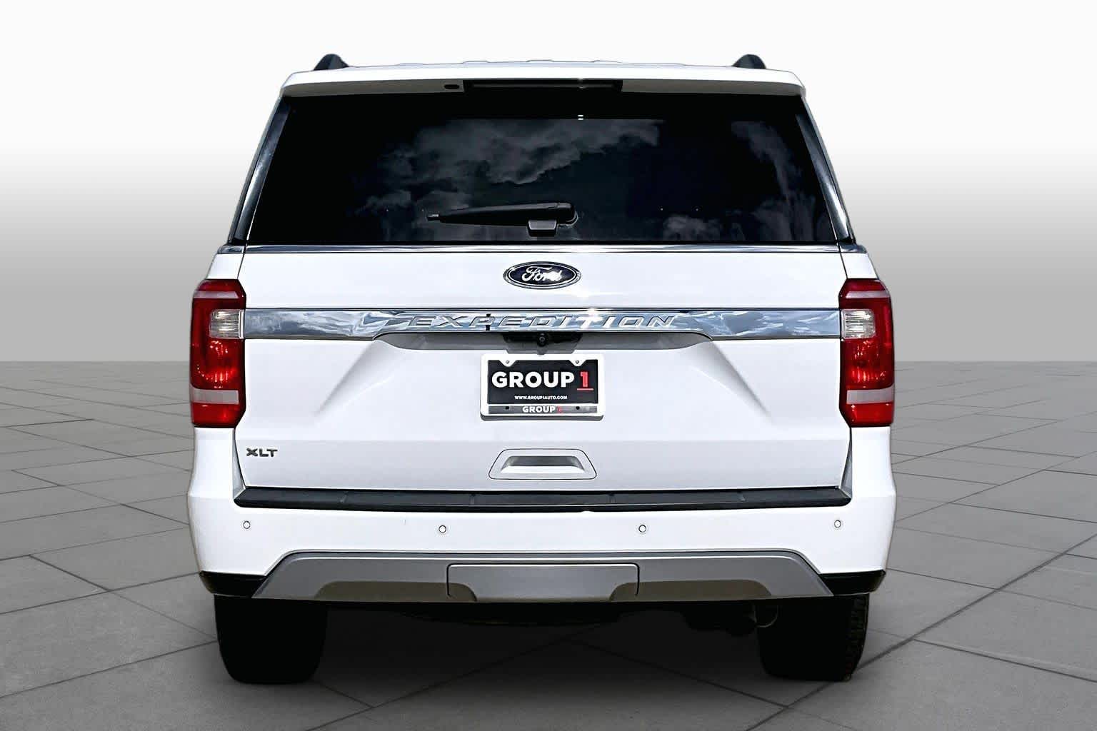2019 Ford Expedition photo 5 of 37
