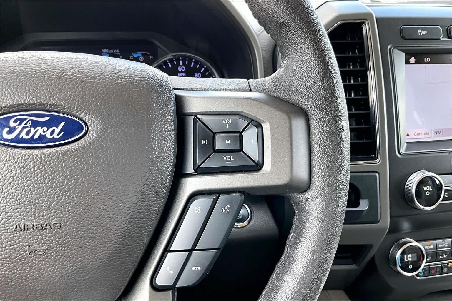 2019 Ford Expedition photo 25 of 37