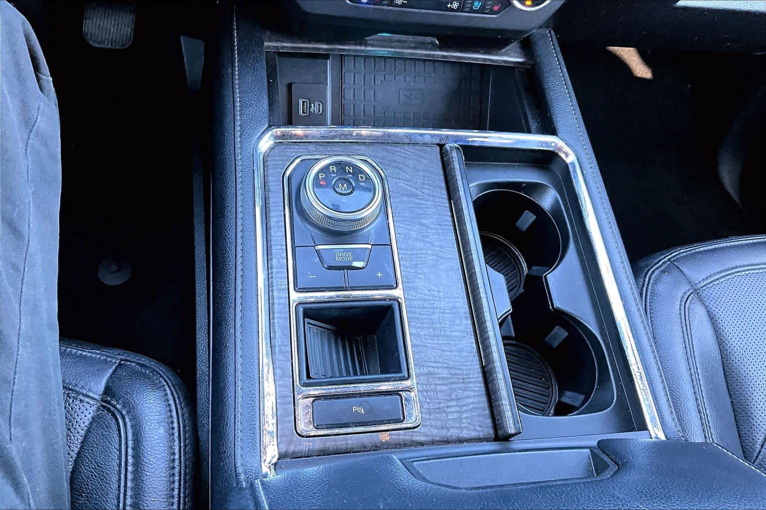 2021 Ford Expedition photo 35 of 37