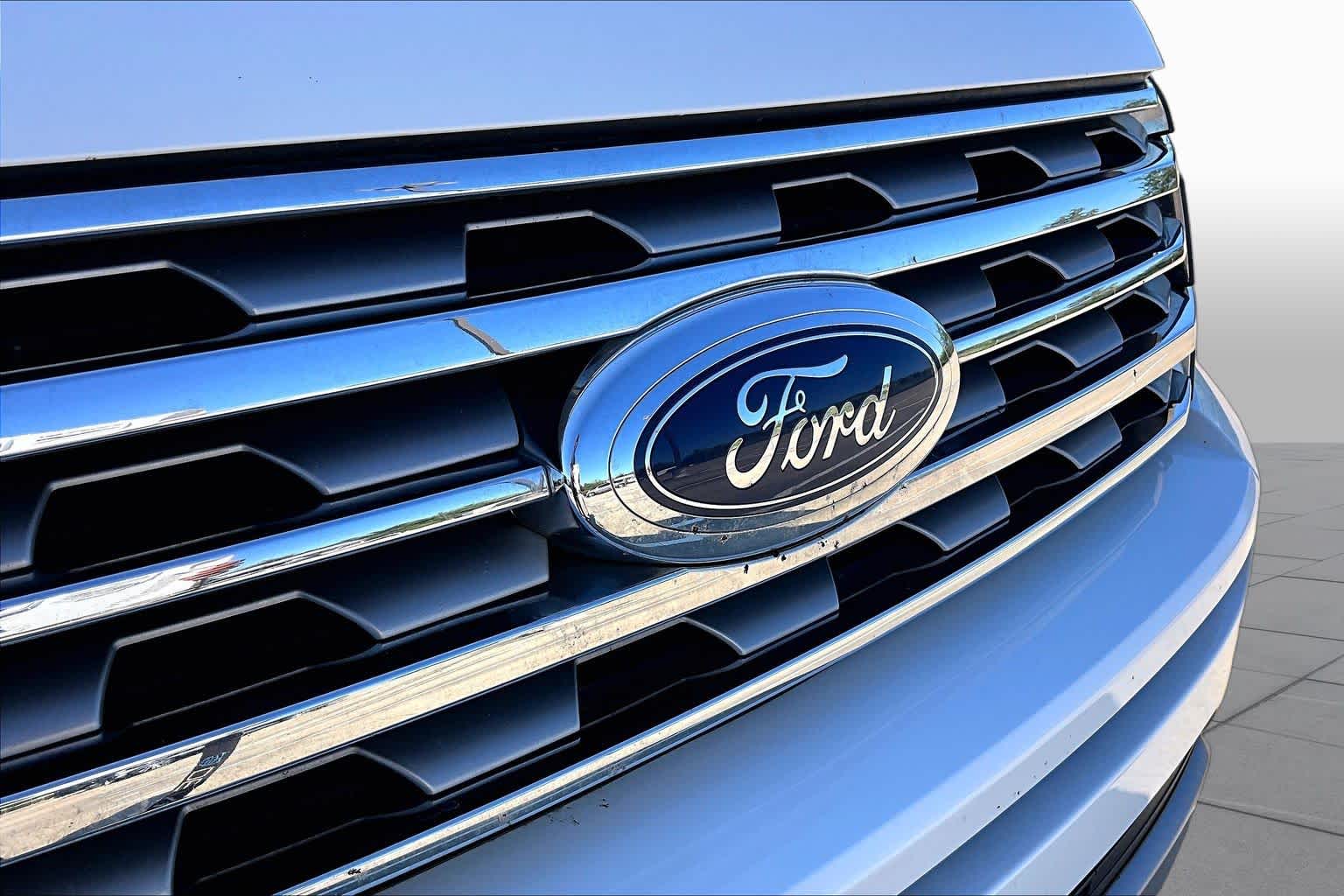2021 Ford Expedition photo 30 of 37