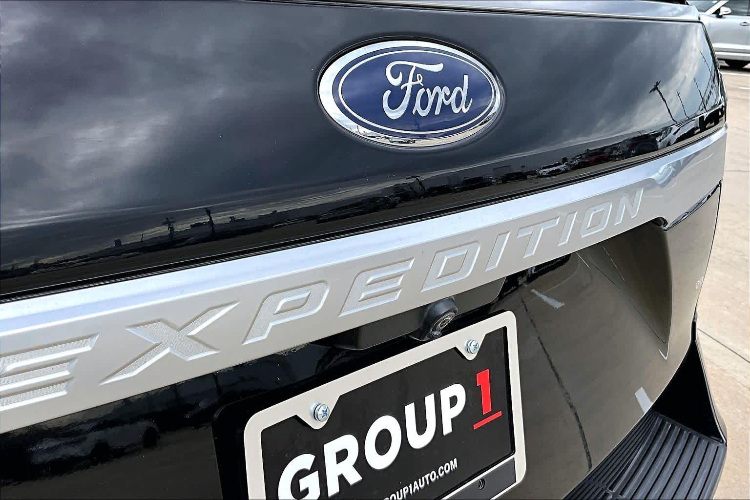 2019 Ford Expedition Platinum Agate Black Metallic at Beck & Masten Kia