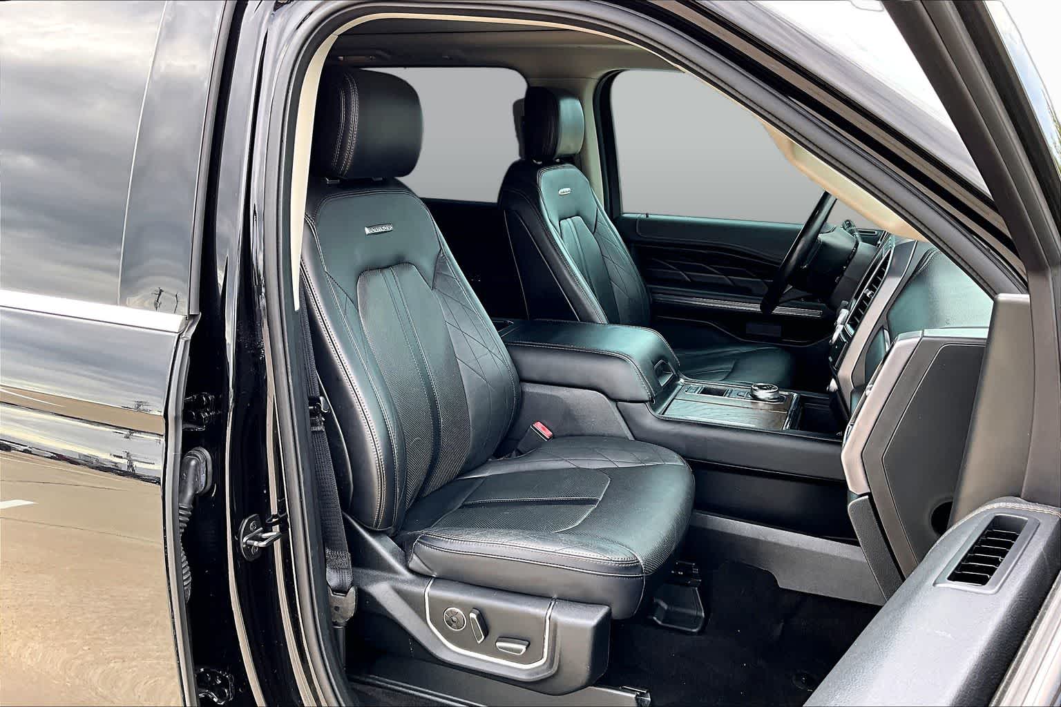 2019 Ford Expedition Platinum - 7