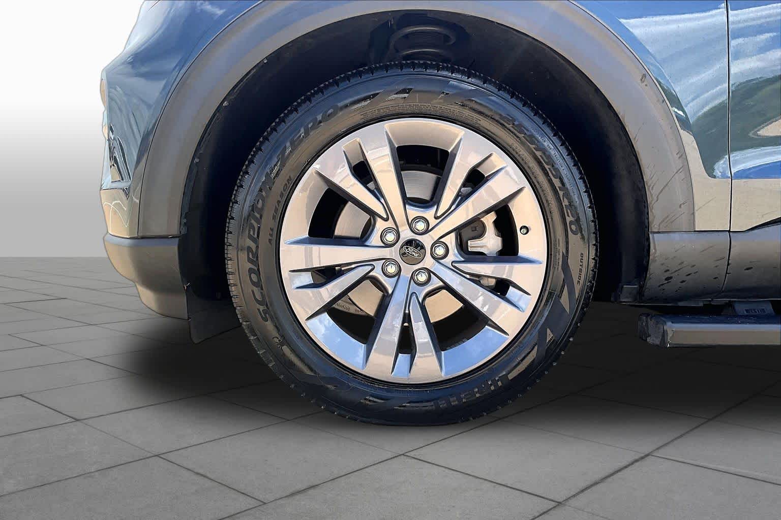 2022 Ford Explorer XLT Stone Blue Metallic at Helfman Ford