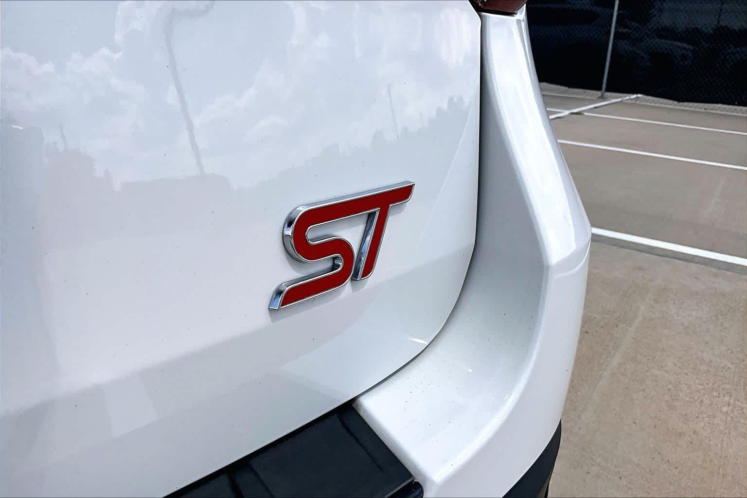 2023 Ford Explorer ST-Line Star White Metallic Tri-Coat at Lexus Southwest Houston