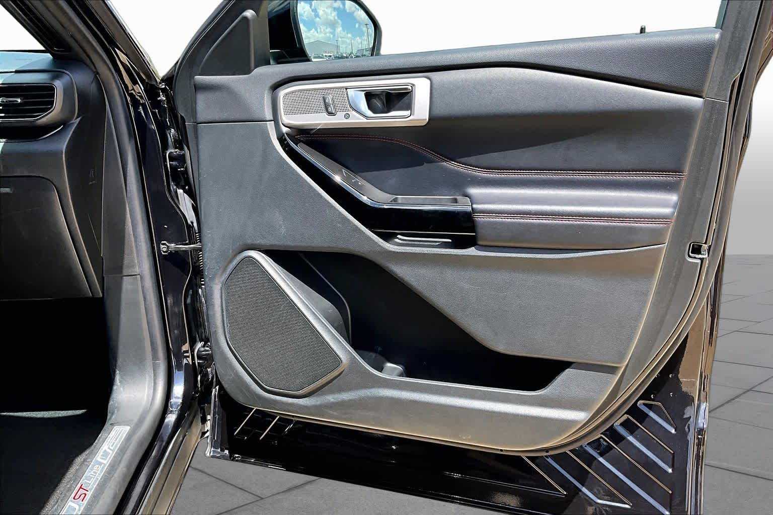 2022 Ford Explorer ST-Line Agate Black Metallic at Group 1 GMC Buick South