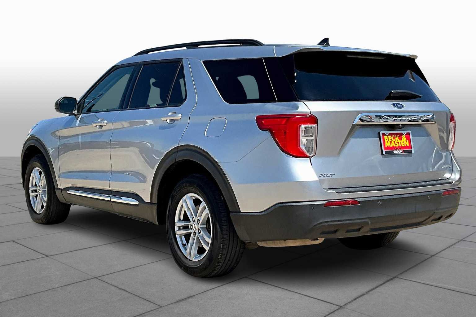 2022 Ford Explorer XLT Iconic Silver Metallic at Friendly Ford Crosby