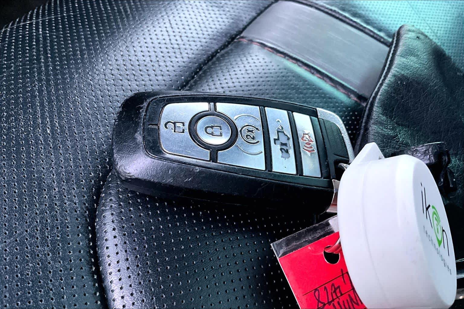 2018 Ford Super Duty F-250 SRW Platinum White Platinum Metallic Tri-Coat at HGreg Houston