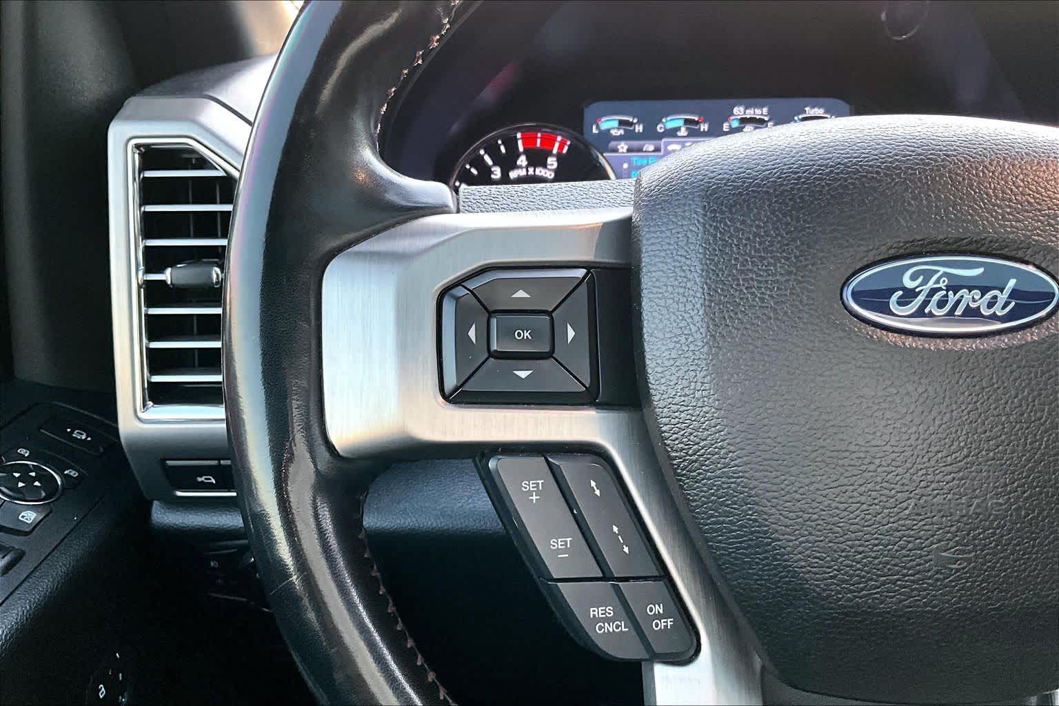 2018 Ford Super Duty F-250 SRW Platinum White Platinum Metallic Tri-Coat at HGreg Houston