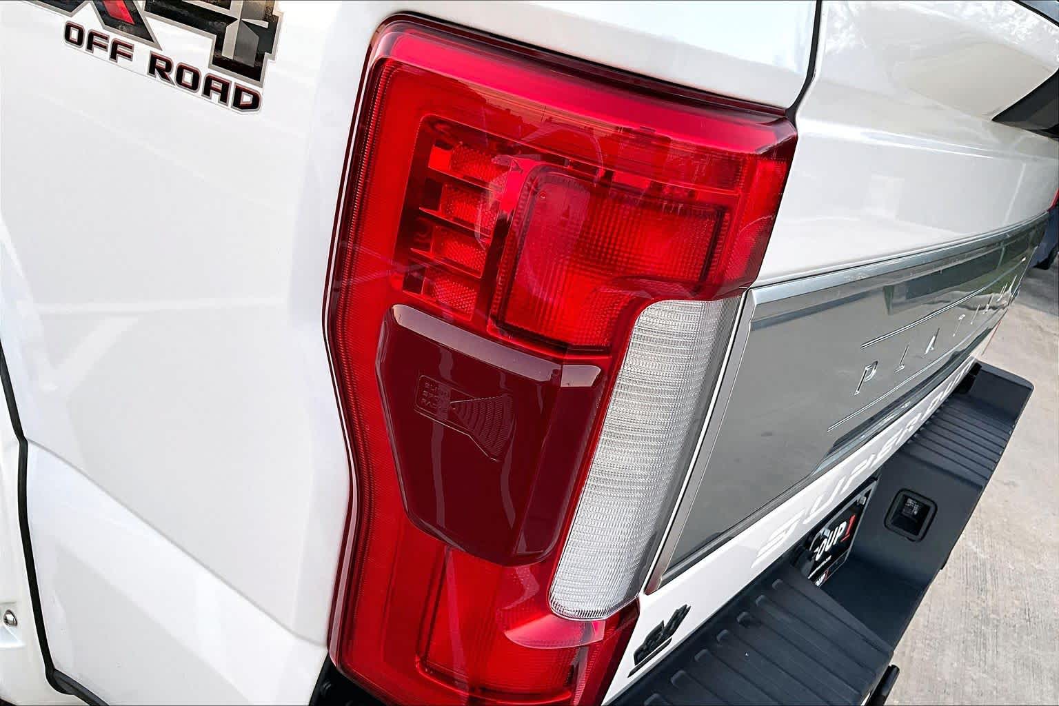2018 Ford Super Duty F-250 SRW Platinum White Platinum Metallic Tri-Coat at HGreg Houston