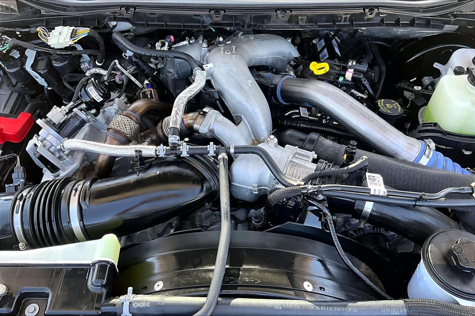 2025 Ford Super Duty F-250 Pickup photo 33 of 37
