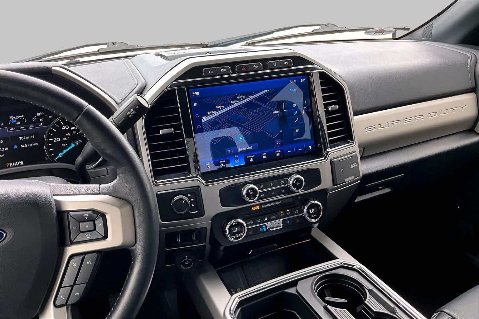2022 Ford Super Duty F-350 DRW Pickup LARIAT - 6