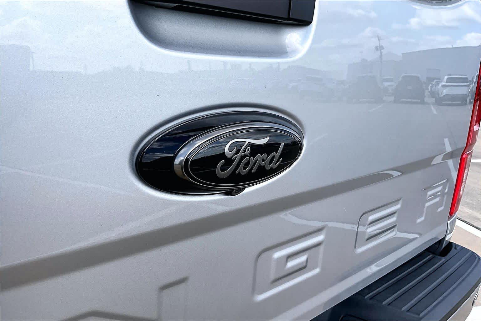 2022 Ford Ranger LARIAT Iconic Silver Metallic at Lexus Southwest Houston