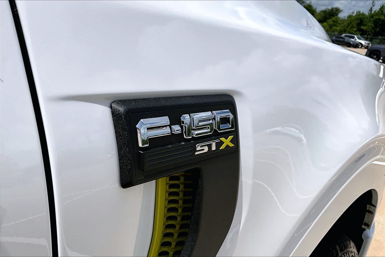 2025 Ford F-150 STX Oxford White at Group 1 GMC Buick South