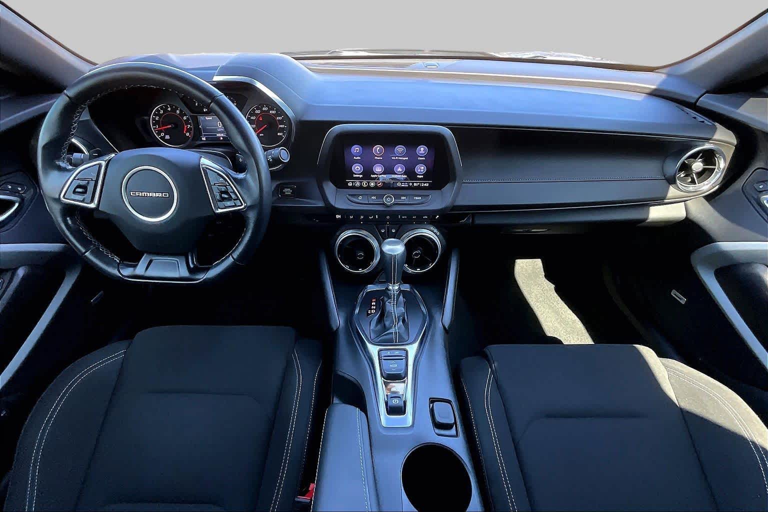 2023 Chevrolet Camaro photo 16 of 37