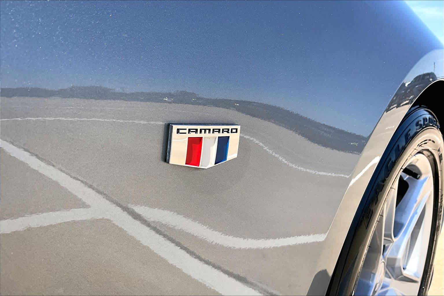 2023 Chevrolet Camaro photo 10 of 37