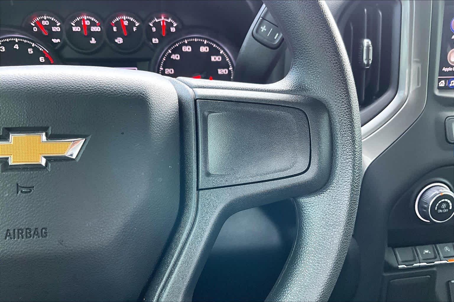 2026 Chevrolet Silverado 1500 photo 25 of 37