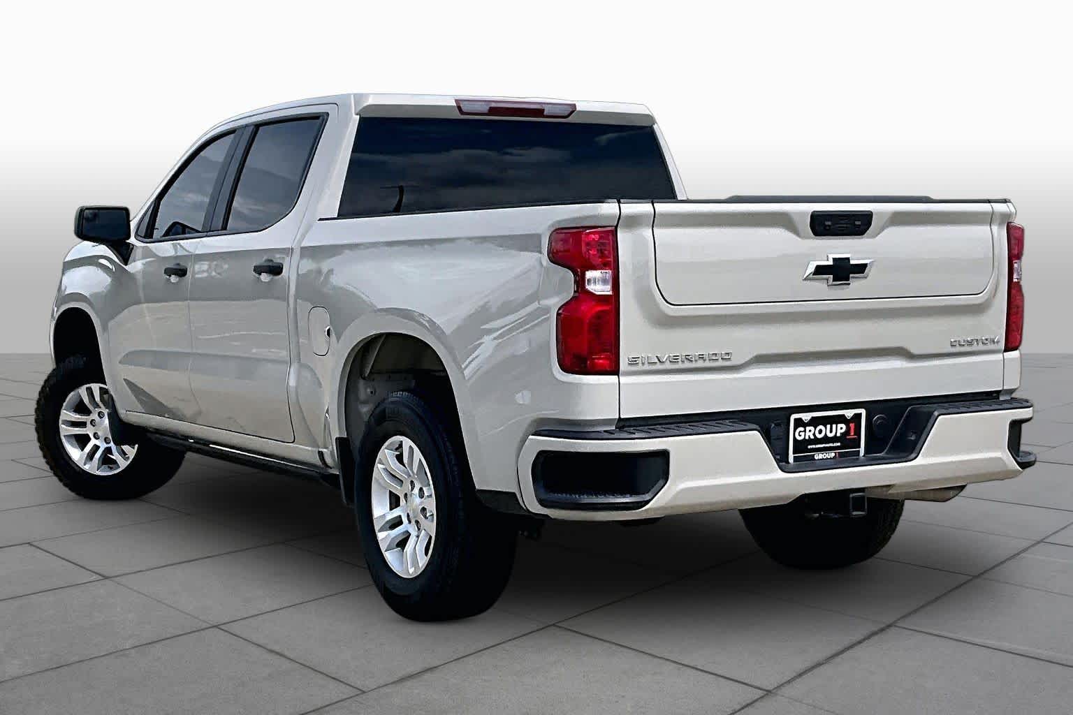 2026 Chevrolet Silverado 1500 photo 12 of 37