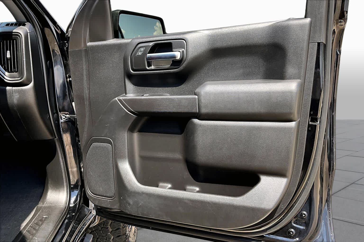 2019 Chevrolet Silverado 1500 Custom Trail Boss Black at Davis Chevrolet