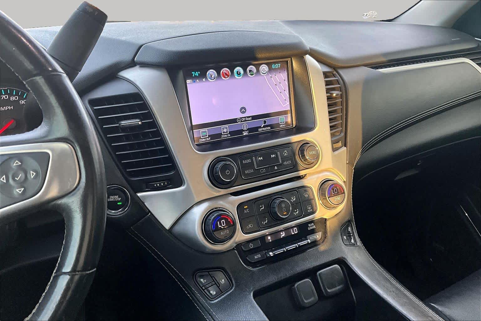 2019 GMC Yukon photo 6 of 34