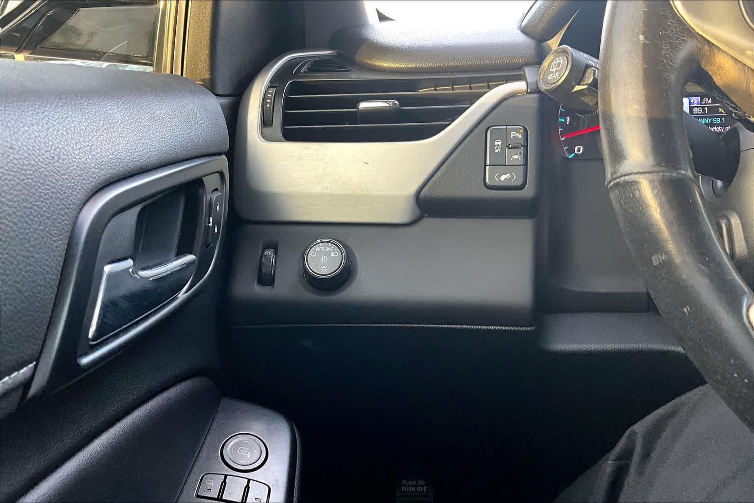 2019 GMC Yukon photo 33 of 34
