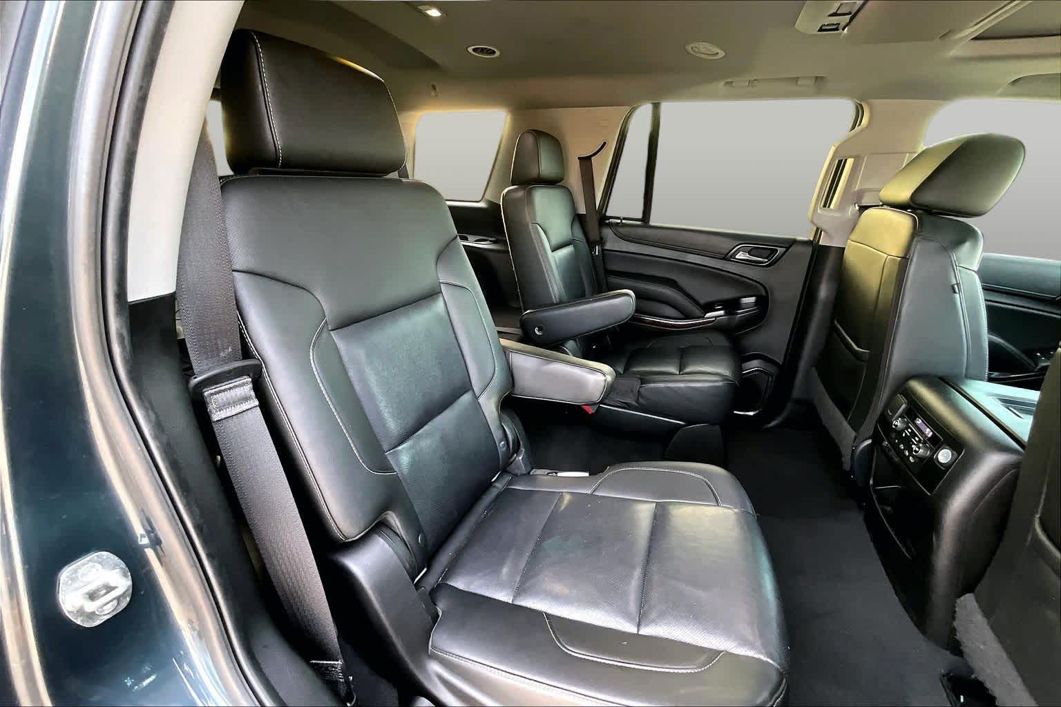 2019 GMC Yukon photo 18 of 34