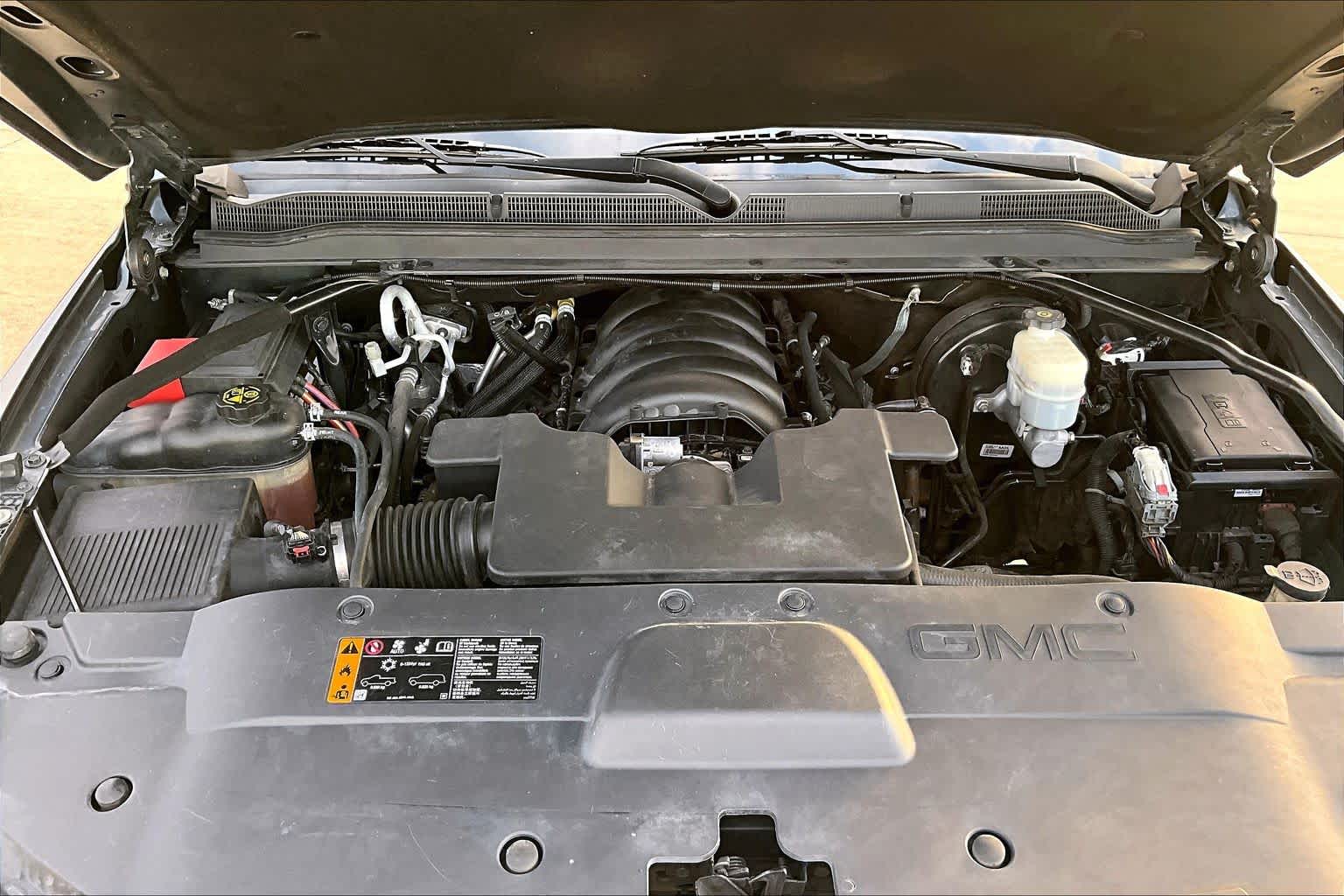 2019 GMC Yukon photo 30 of 34