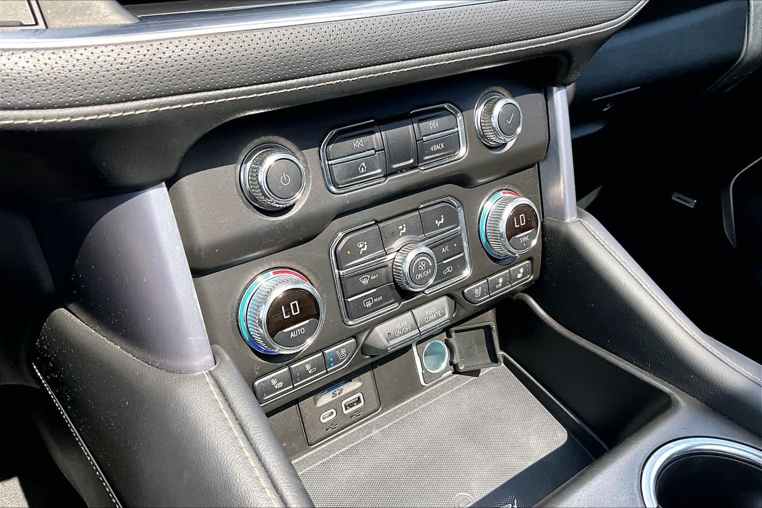 2021 GMC Yukon SLT Onyx Black at HGreg Houston