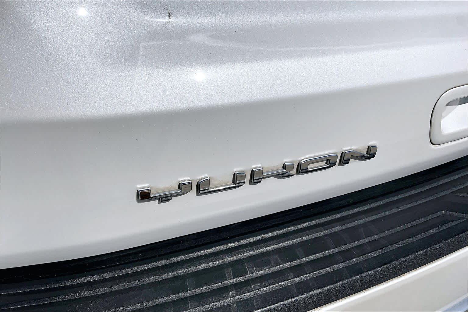 2024 GMC Yukon Denali Denali White Frost Tricoat at Lexus Southwest Houston