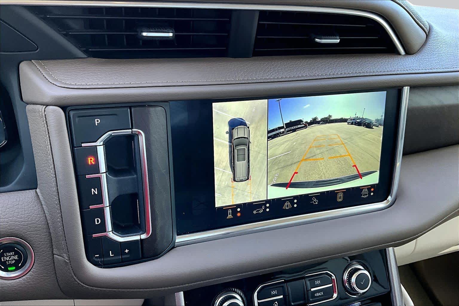 2024 GMC Yukon Denali Denali White Frost Tricoat at Lexus Southwest Houston